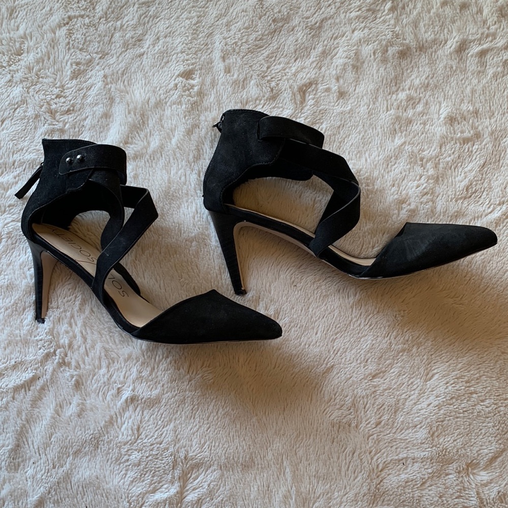 Sole Society Strappy Black Faux Suede Heels